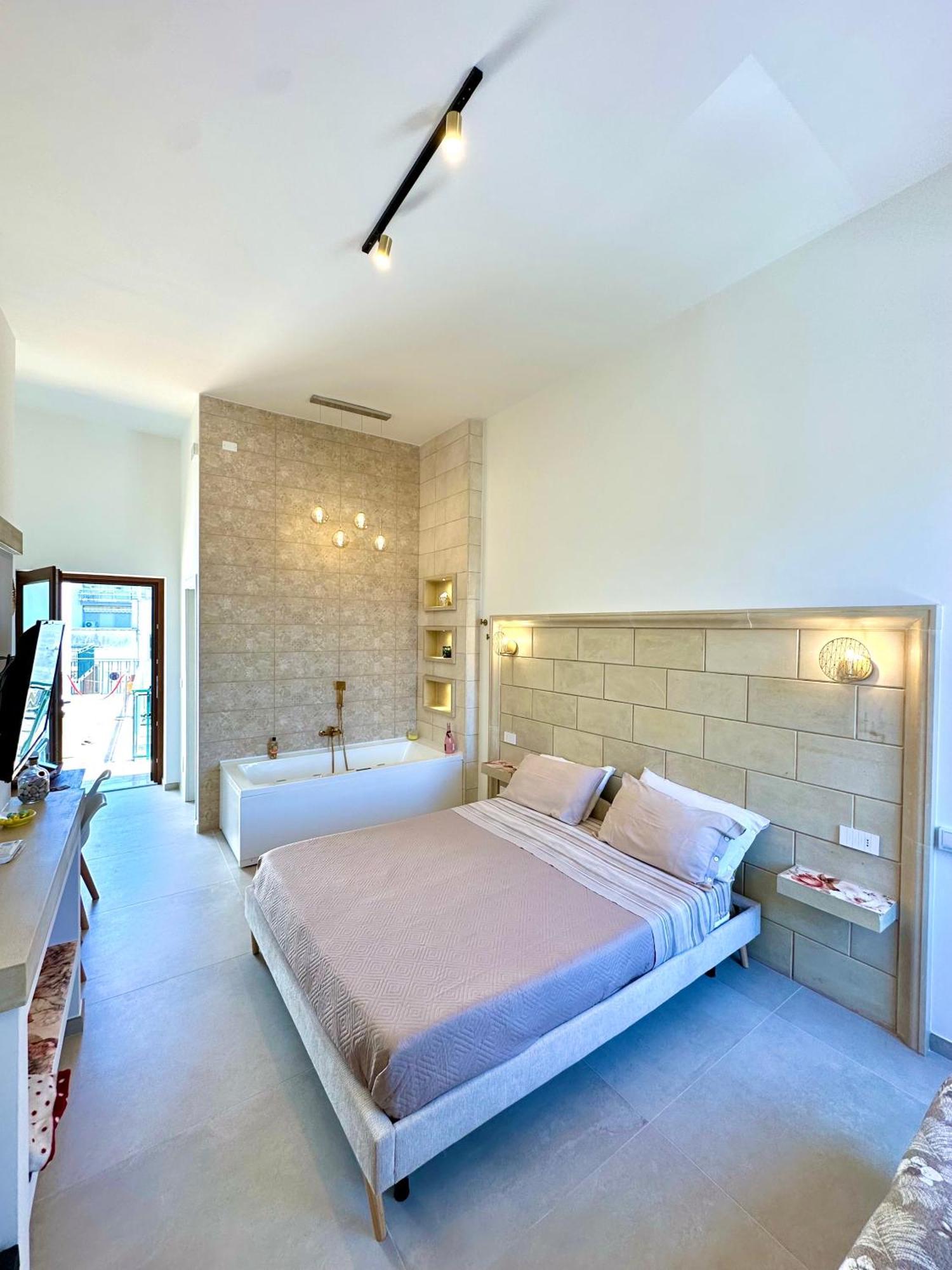 Terrazza Levante - Boutique Rooms Otranto Exterior foto