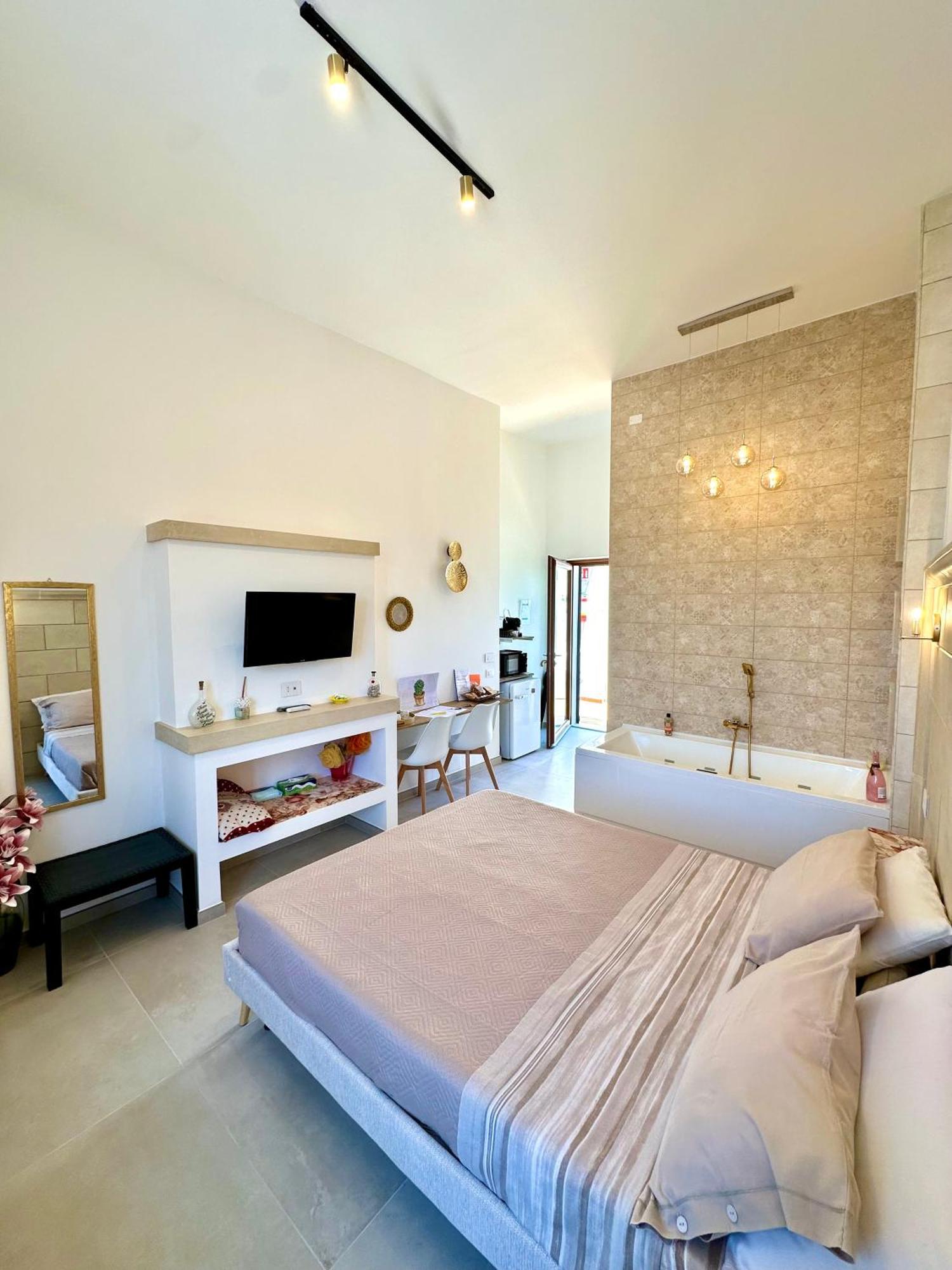 Terrazza Levante - Boutique Rooms Otranto Exterior foto